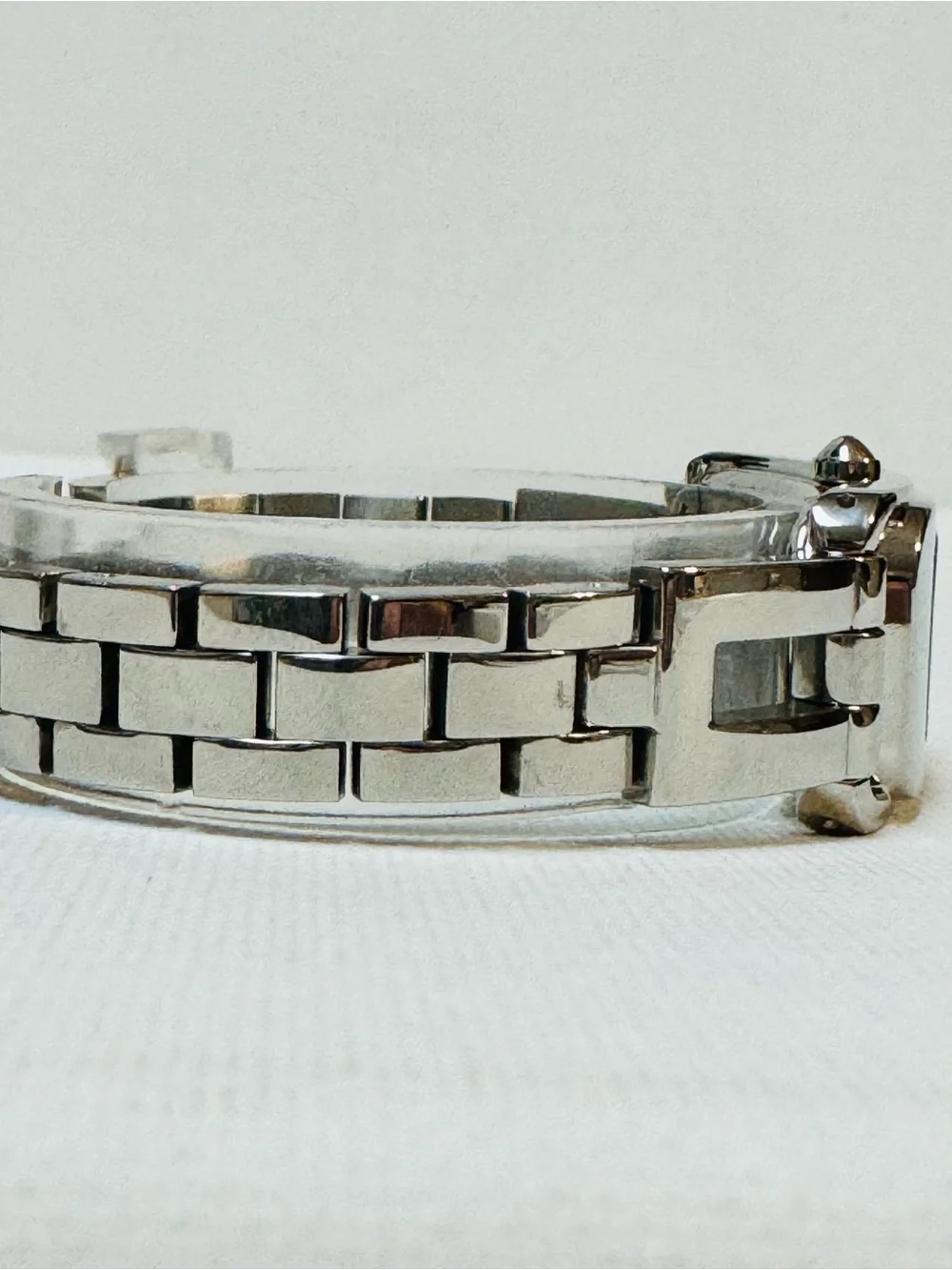 Cerruti 1881 C Wave Black Dial Women's Silver Curved Tank Bracelet Watch 61202